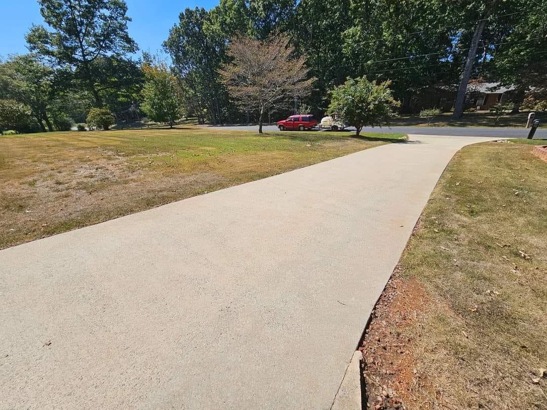 driveway in southlake after pressure washing