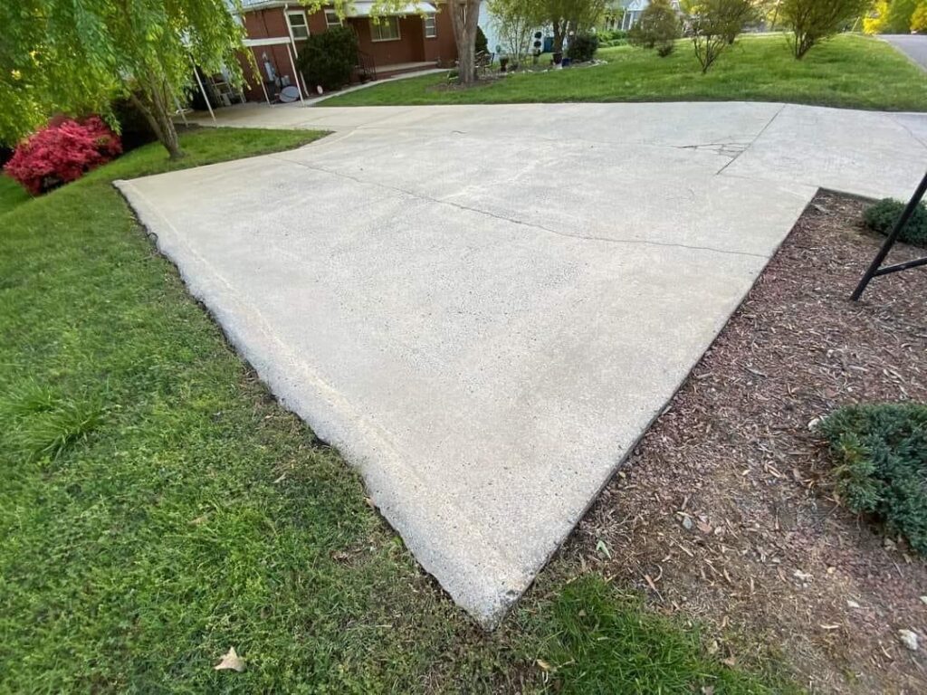 denton driveway after wash, Soft Washing Services in Argyle, TX,Commercial Pressure Washing Services in Argyle, TX, Gutter Cleaning Services in Argyle, TX, Gutter Cleaning Services in Argyle, TX, House Cleaning Services in Southlake, TX