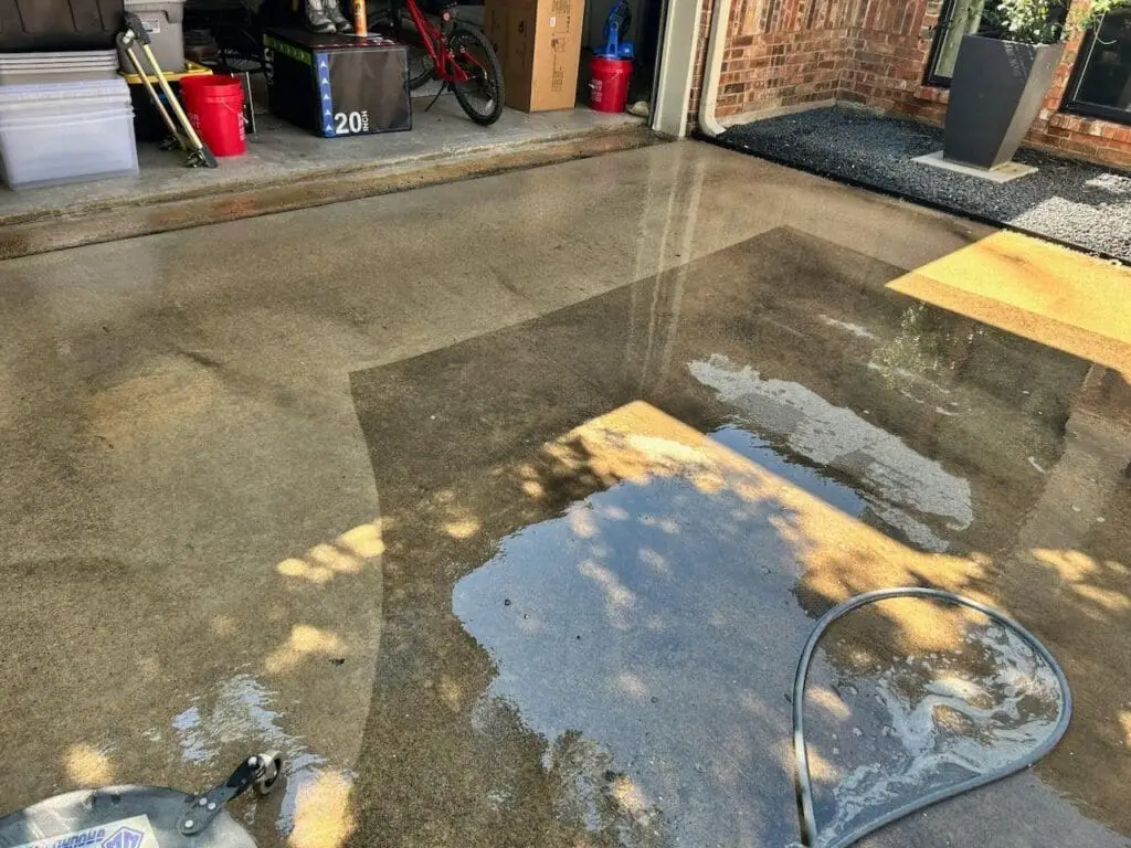 Driveway Power Washing and Reclaim Water